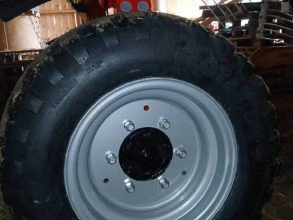 Bild 3:Vredestein Kompletträder 340/55-16