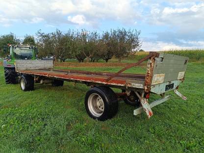 Bild 2:Ballenwagen 7,8x2,2 m Plateau