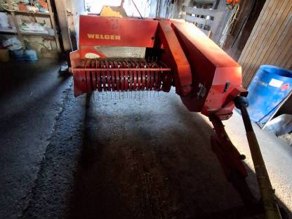 Bild 4:Welger Kleinballenpresse