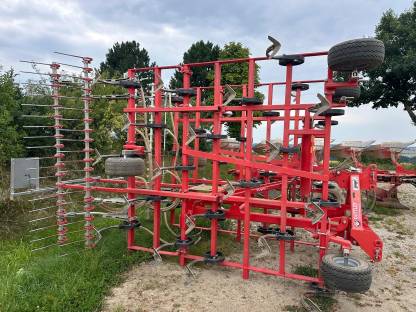 Bild 2:Leichtgrubber Güttler Supermaxx 50-7 Bio