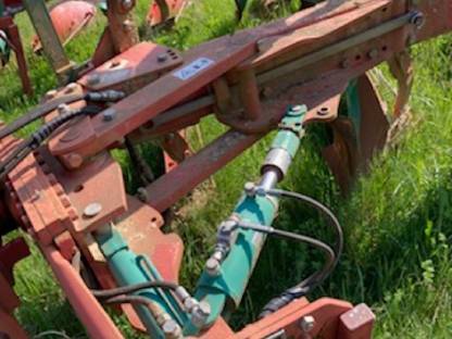 Bild 2:Kverneland LD100 Vario Pflug