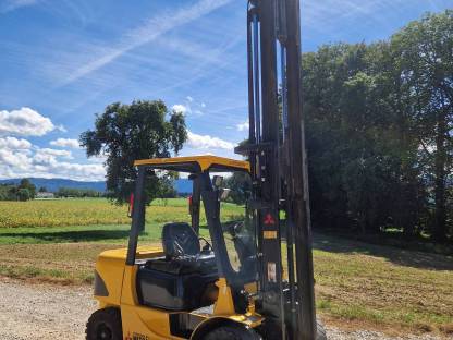 Bild 8:Mitsubishi Stapler 35