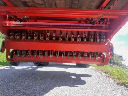 Bild 7:Verkaufe Pöttinger Boss 2, 31 Messer