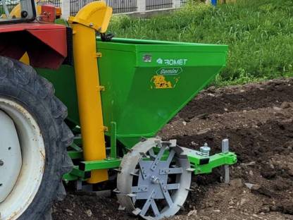 Kartoffellegemaschine Bomet