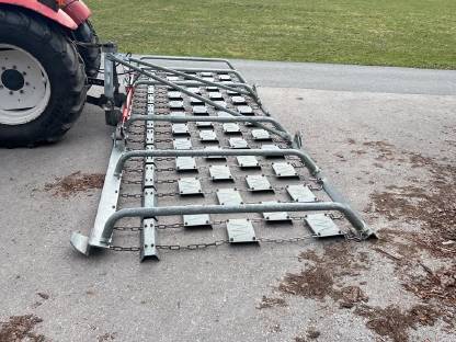 Bild 3:Wiesenegge Wölfleder