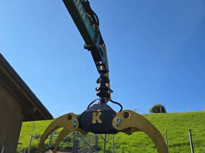 Bild 4:Kellfri Forstkran 3-Punkt 6,3 m mit Seilwinde