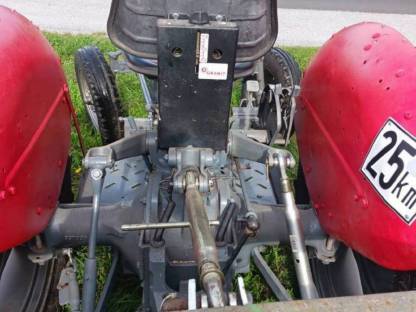 Bild 6:Massey Ferguson 135