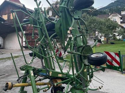 Bild 4:Krone KW 8.82/8 Kreiselheuer