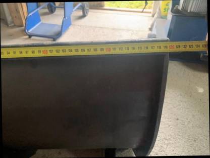 Bild 3:Rasentraktor Schneepflug