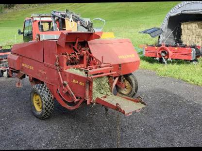 Bild 3:Kleinballenpresse Welger AP41