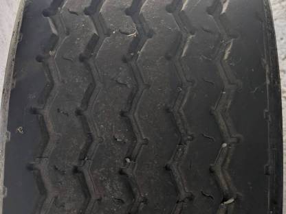 Bild 6:Reifen 385/65R 22,5 gebraucht