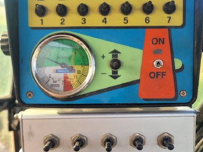 Bild 3:Anhängfeldspritze Jessernigg Agrogigant