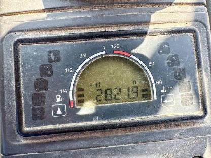 Bild 3:Minibagger CAT 302.7D