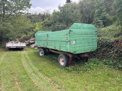 Bild 2:Brantner 2-Seitenkipper