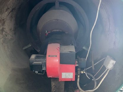 Bild 2:Trocknungsanlagengebläse mit Weishaupt Ölbrenner