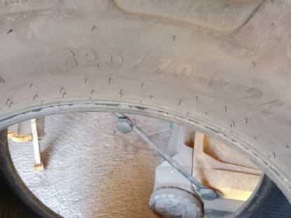 Bild 2:Reifen Continental 320/70 R24