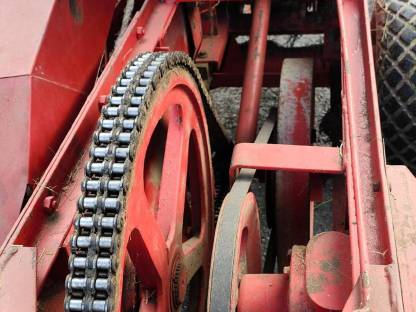 Bild 4:Kleinballenpresse Welger AP41