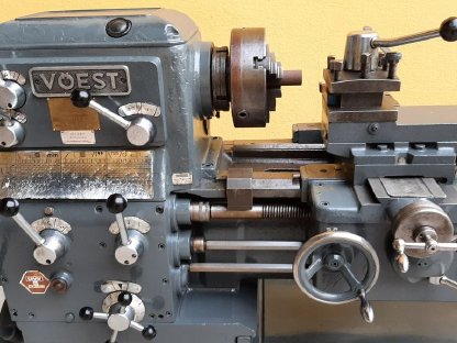 Bild 2:Vöest Drehbank DA 210