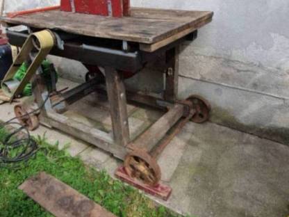 Holz-Rolltischkreissäge