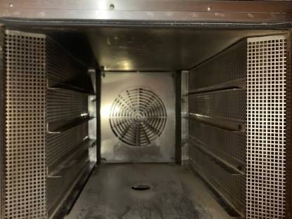 Bild 3:Helpan Forni Profi Heißluftofen