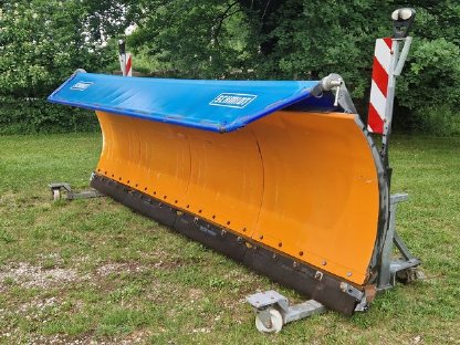 Bild 5:Schmidt Tarron MS40.1 Kahlbacher Springer Salzstreuer Unimog