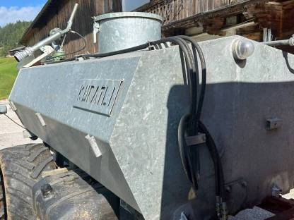 Bild 9:Kuratli Güllefass