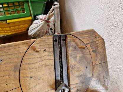 Bild 2:Tischkegelbahn, Eisstockbahn