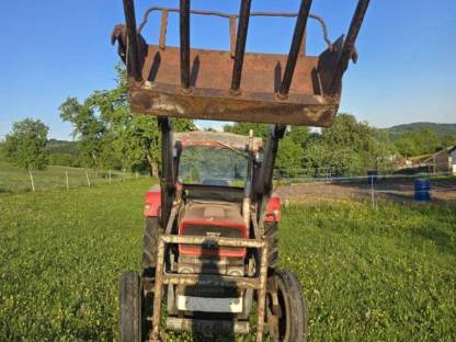 Bild 4:Massey Ferguson 135