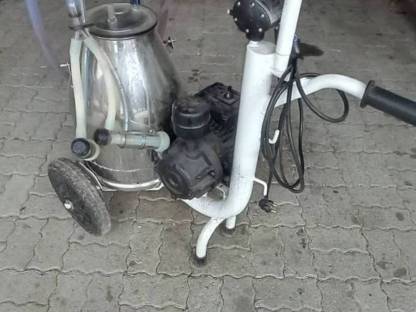 Bild 2:Verkaufe Melkwagen für Schafe