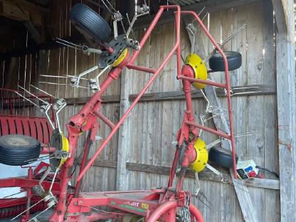 Bild 2:Pöttinger Euro Hit 69N