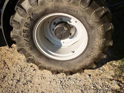 Traktorreifen 540/65R24 und 600/65R34