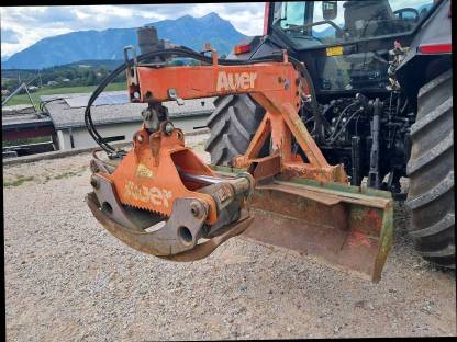 Bild 4:Holzrückezange Auer HRZ 1700