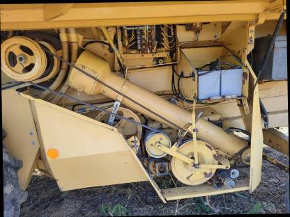 Bild 5:Kombájn New Holland TX66