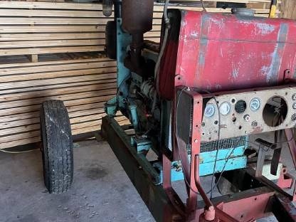 Bild 2:Motor 6-Zylinder GKN 1630