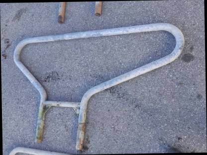 Bild 3:Liegeboxenbügel