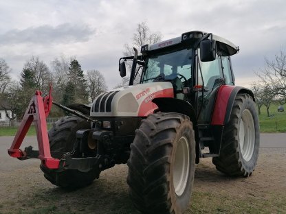 Bild 3:Steyr 9100M
