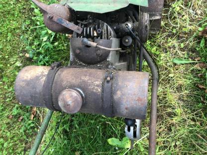 Bild 4:Motormäher Vogel & Noot