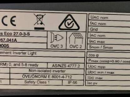 Bild 2:Wechselrichter Fronius Eco 27.0-3-S