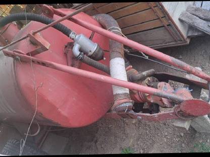 Bild 3:Creina Güllerfass