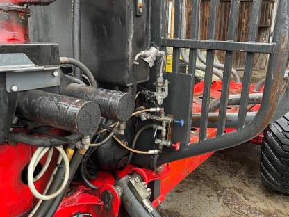 Bild 5:Stepa FHL11 Epsilon C60F86 Rückewagen Danfoss