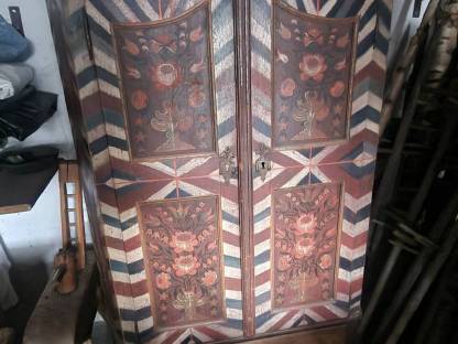 Bild 4:Alter Bauernkasten