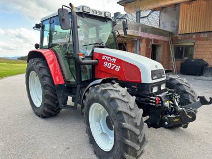 Bild 2:Case CS78 / Steyr 9078 Traktor