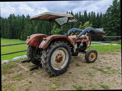 Bild 2:Steyr 288 mit Frontlader