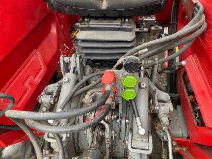 Bild 7:Massey Ferguson 178 Allrad Traktor