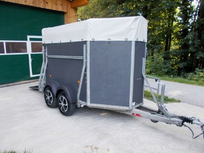 Bild 2:Böckmann Viehanhänger-Frontausstieg-Rampe Tür