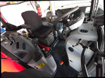 Bild 9:Steyr 4055 S Kompakt 2WD - 4WD