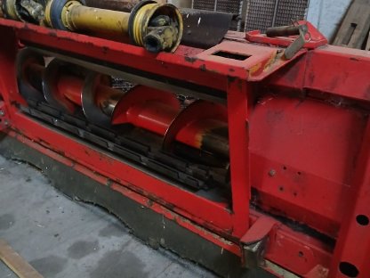 Bild 5:Maispflücker Olimac 5 Reihig