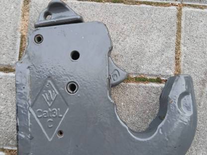 Bild 2:Walterscheid CAT 3 Fanghaken FENDT