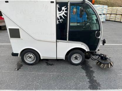 Bild 4:Kehrmaschine Bucher Cityspider