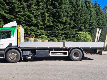 Baumaschinentransporter Scania